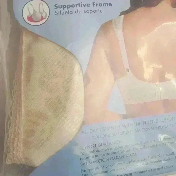 Playtex 18 Hour Bra 4693 Beige Tan 38C Comfort Cushion Straps Wireless Tagless - Picture 3 of 6